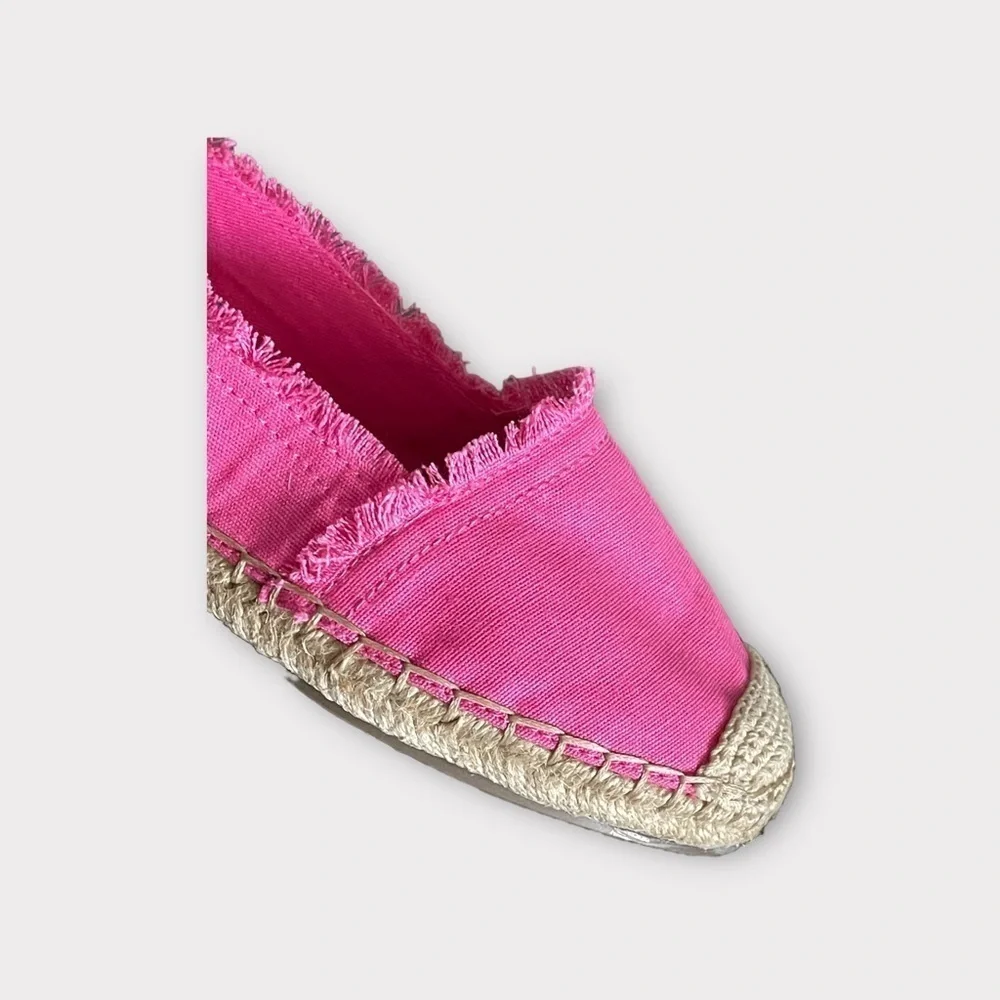 Fuchsia Canvas Espadrilles | Nine West Slip-On Flats | Size 5 | Cruise